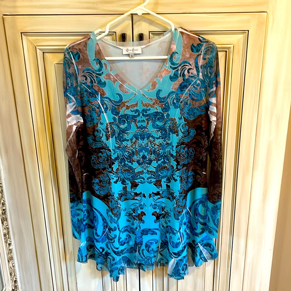 Western style pull over top with extensive sequence front by Cover Charge